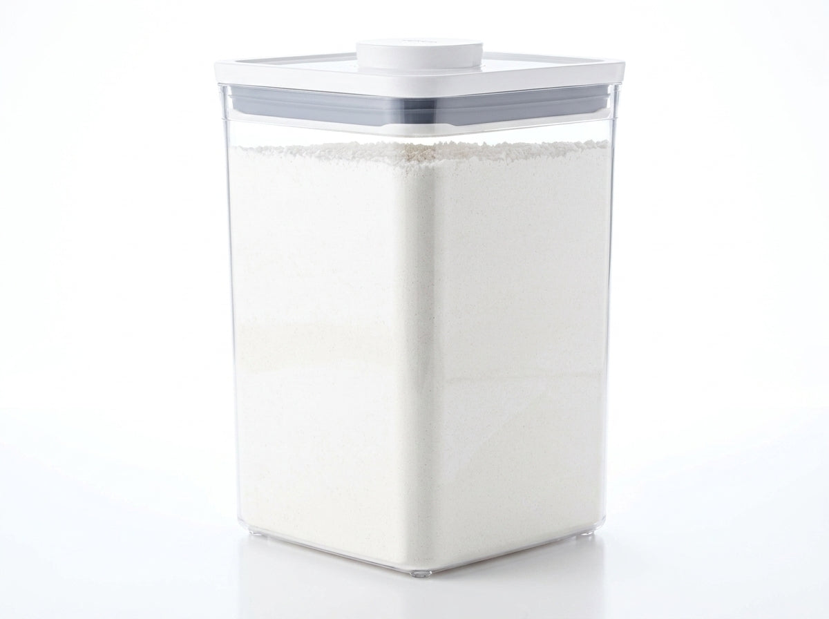 4.4 Qt Plastic Large Square Airtight Food Storage Container with Lid